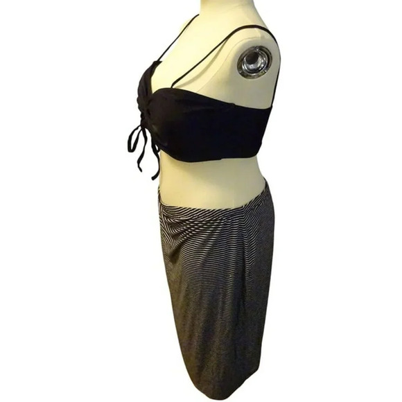 Forever 21 3X Black Bikini Tube Top with Removeable Cups - Picture 3 of 7